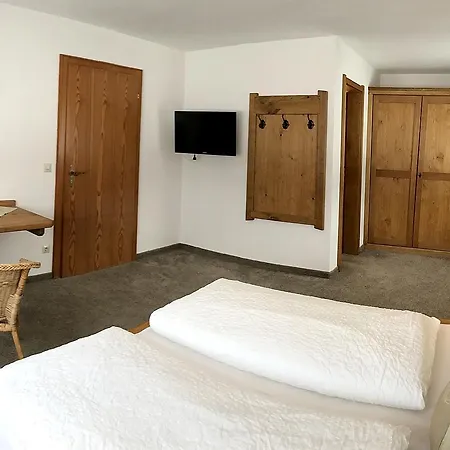 Gaestehaus Pointner Konukevi Ruhpolding