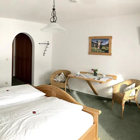 Konukevi Gaestehaus Pointner 3*